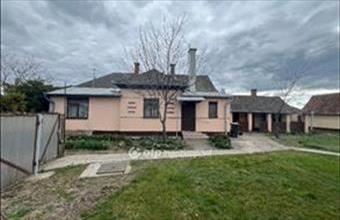 Eladó Földesi családi ház hirdetés (39944678)