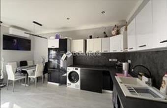 Eladó Lábatlani tégla lakás hirdetés (67357416)