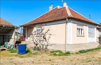 Eladó Nagyecsedi családi ház hirdetés (32435747)