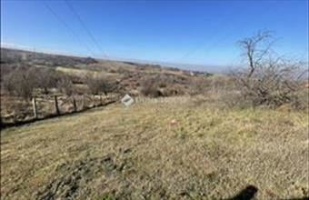 Eladó Lábatlani lakóövezeti telek hirdetés (46555344)