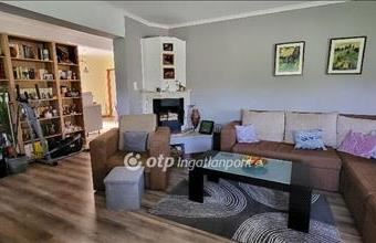 Eladó Győri családi ház hirdetés (81635349)