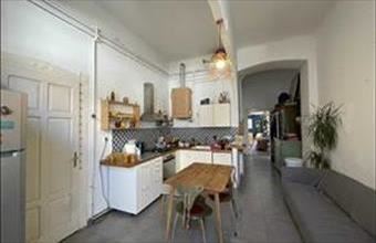 Eladó Budapest VII. kerületi tégla lakás hirdetés (97436394)