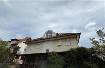 Eladó Budapest XI. kerületi családi ház hirdetés (97649737)