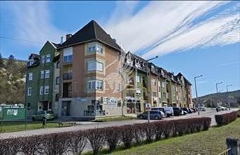 Eladó Ózdi csúsztatott zsalus lakás hirdetés (49972744)