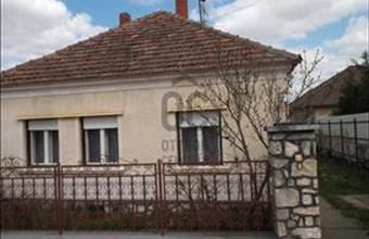 Eladó Adászteveli családi ház hirdetés (44987337)