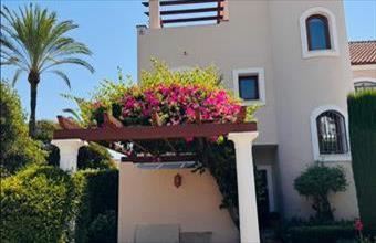 Eladó Spanyolországi sorház hirdetés (44385467)