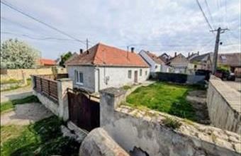 Eladó Sümegi családi ház hirdetés (39145973)