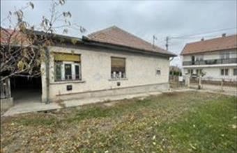 Eladó Sülysápi családi ház hirdetés (94393447)