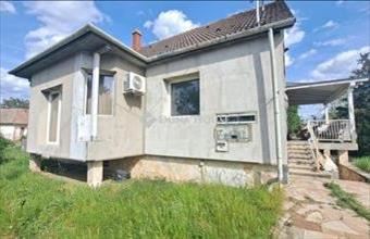 Eladó Tápiószecsői családi ház hirdetés (54318879)