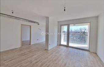 Eladó Szegedi tégla lakás hirdetés (37786693)