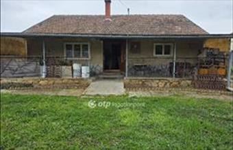 Eladó Pápai családi ház hirdetés (94972453)