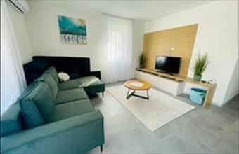 Eladó Alsóörsi egyéb lakás hirdetés (43674222)