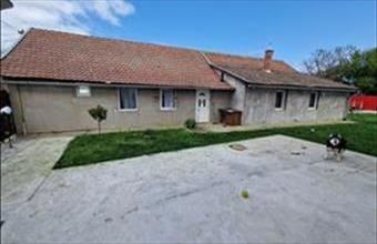 Eladó Szegvári családi ház hirdetés (49438542)