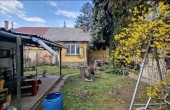 Eladó Esztergomi ikerház hirdetés (36285793)