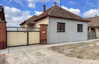 Eladó Jánoshalmai családi ház hirdetés (33297343)