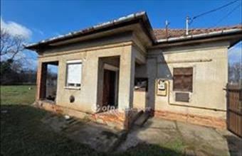 Eladó Orosházai családi ház hirdetés (79811992)