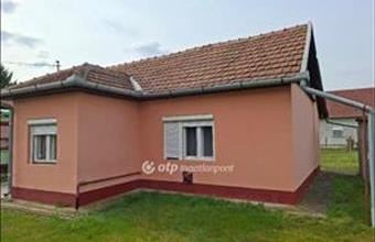 Eladó Gyulai családi ház hirdetés (84495874)