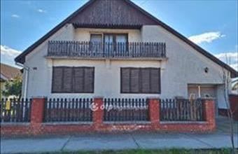 Eladó Kiskőrösi családi ház hirdetés (93551573)