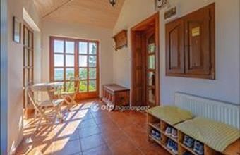 Eladó Budakalászi családi ház hirdetés (56879899)