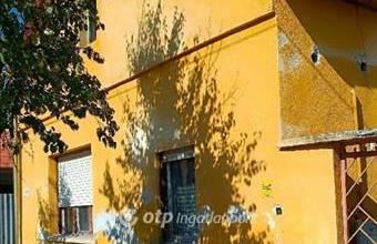 Eladó Nagykőrösi családi ház hirdetés (45653453)
