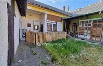 Eladó Nagykőrösi egyéb lakás hirdetés (54215852)