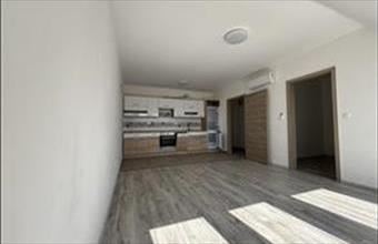 Kiadó Debreceni tégla lakás hirdetés (17421535)