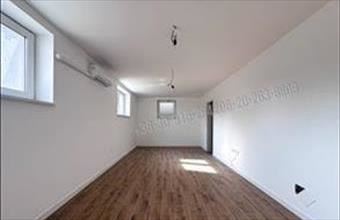 Eladó Váci tégla lakás hirdetés (23823493)