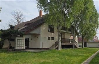 Eladó Ceglédi családi ház hirdetés (73597586)