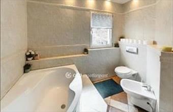 Eladó Budapest II. kerületi családi ház hirdetés (59132299)