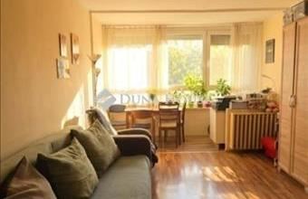 Eladó Pécsi panel lakás hirdetés (47973432)