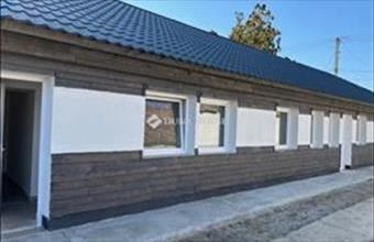 Eladó Neszmélyi családi ház hirdetés (46375925)