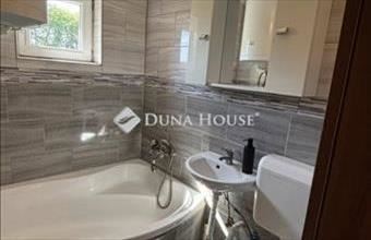 Eladó Nagykőrösi családi ház hirdetés (92223524)