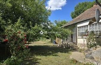 Eladó Szentei családi ház hirdetés (81793963)