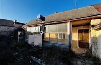 Eladó Gombai házrész hirdetés (23294322)