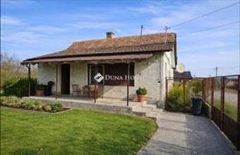 Eladó Tóalmási családi ház hirdetés (46438737)