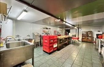 Eladó Pilisi tanya hirdetés (75958379)