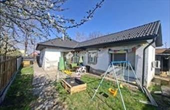 Eladó Szolnoki családi ház hirdetés (54493647)