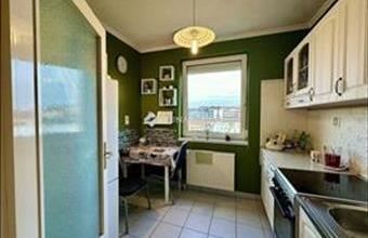 Eladó Budapest XV. kerületi csúsztatott zsalus lakás hirdetés (32439737)