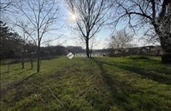Eladó Nyáregyházai lakóövezeti telek hirdetés (57445424)