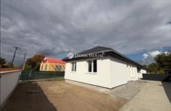 Eladó Dánszentmiklósi ikerház hirdetés (82535377)