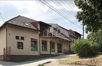 Eladó Kislődi üzlethelyiség utcafronton hirdetés (74732977)