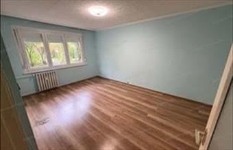 Eladó Gyulai panel lakás hirdetés (84383342)