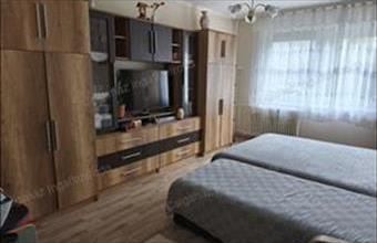 Eladó Nyíregyházai panel lakás hirdetés (64345387)