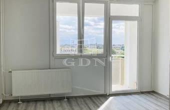 Eladó Bajai panel lakás hirdetés (35965854)