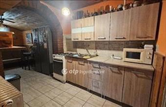 Eladó Szigetszentmiklósi házrész hirdetés (88256977)