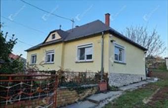 Eladó Nyúli családi ház hirdetés (89535743)