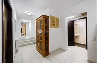 Eladó Budapest III. kerületi családi ház hirdetés (56786778)