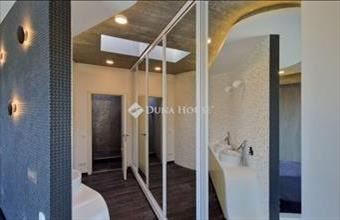 Eladó Budapest III. kerületi családi ház hirdetés (93793213)