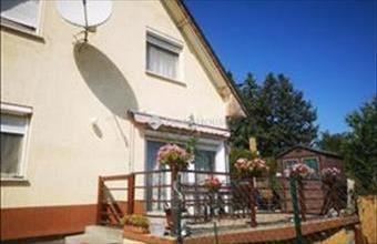 Eladó Szentendrei ikerház hirdetés (25428227)