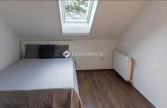 Eladó Szentendrei családi ház hirdetés (73843675)